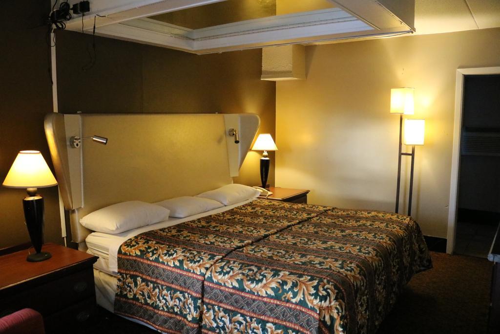 Miami Inn & Suites Oak Lawn Εξωτερικό φωτογραφία